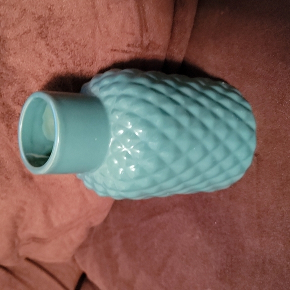 Ceramic Vase - Picture 1 of 4